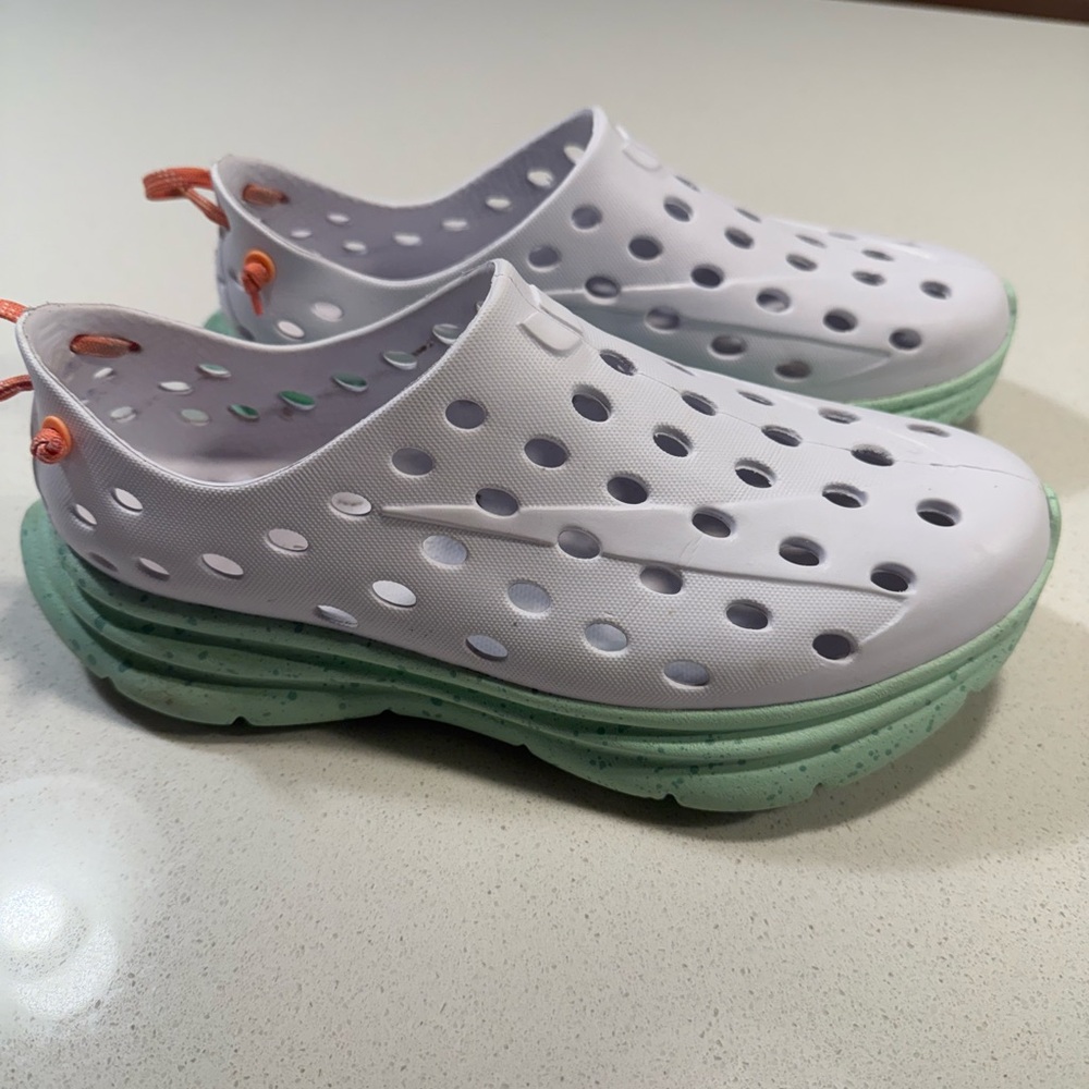 Women's Kane Recovery Shoes